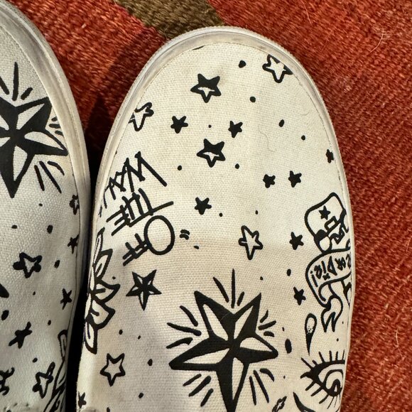 VANS OFF THE WALL SLIP ONS - Picture 3 of 4